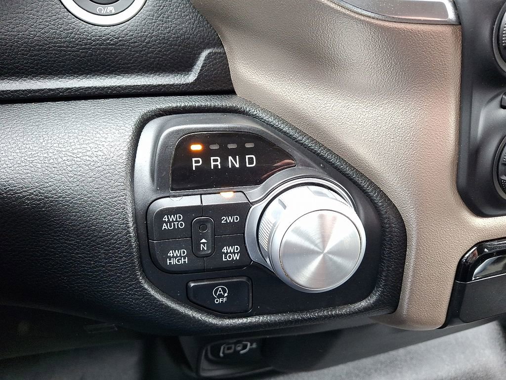 Used 2019 RAM 1500 Laramie AWD/4WD image 16