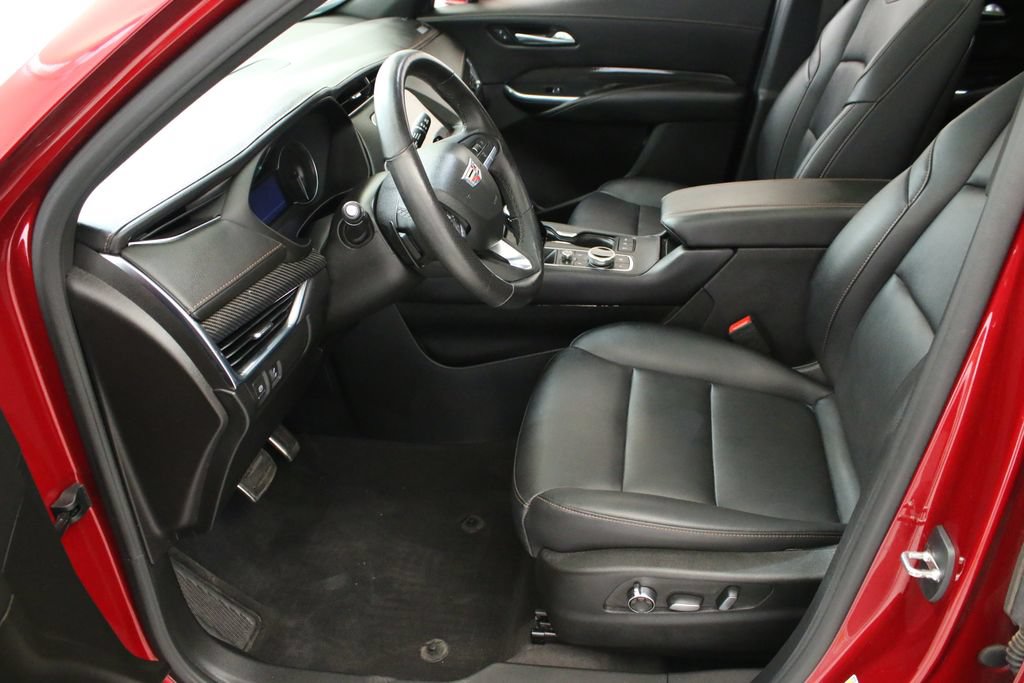 Used 2023 Cadillac XT4 Sport w/ Cold Weather Package AWD/4WD image 27