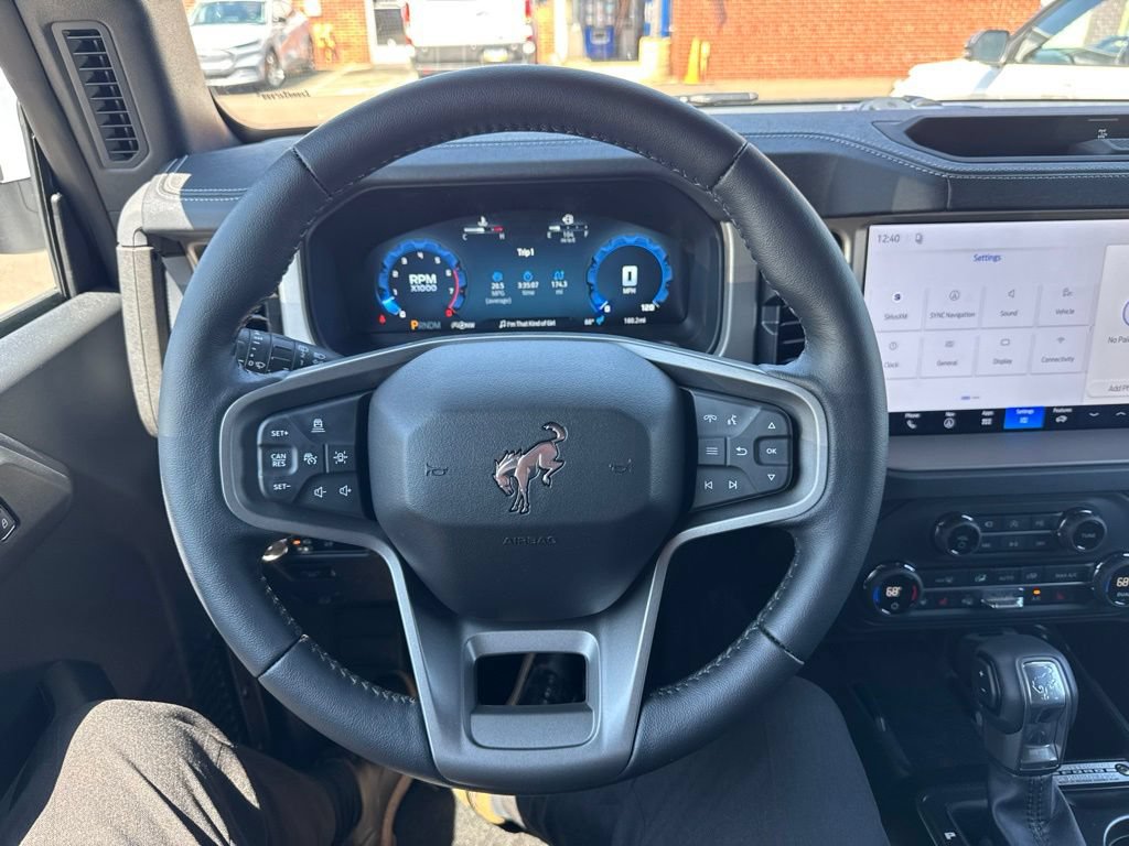 New 2026 Ford Bronco Outer Banks AWD/4WD image 12