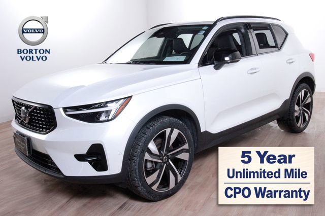 Certified 2025 Volvo XC40 B5 Ultra w/ Protection Package Premier