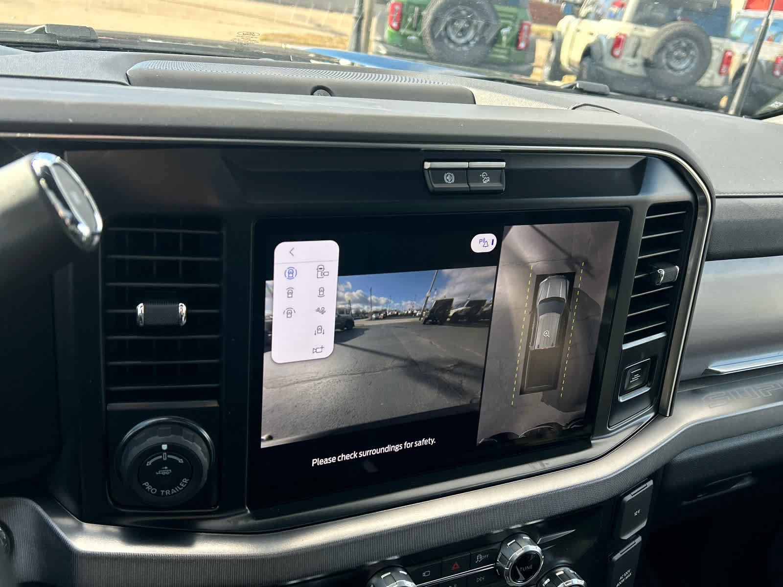 New 2026 Ford F350 Platinum w/ Tremor Off-Road Package image 68