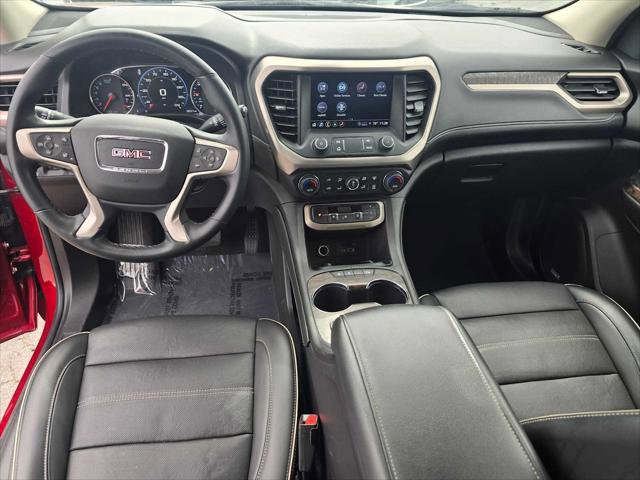Used 2023 GMC Acadia Denali image 23