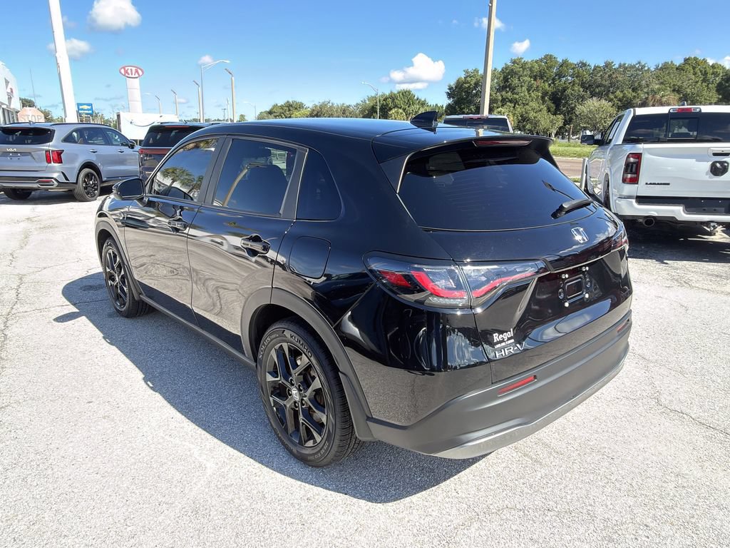 Used 2024 Honda HR-V Sport image 7