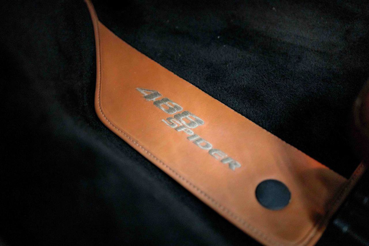 Used 2018 Ferrari 488 Spider image 47