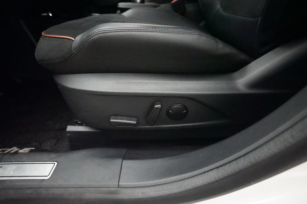 Used 2021 Ford Mustang Mach-E GT AWD/4WD image 29