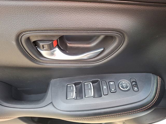 Used 2025 Honda HR-V Sport image 13
