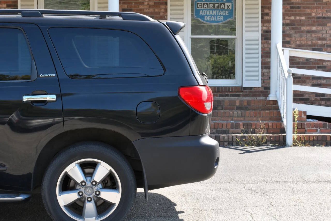 Used 2008 Toyota Sequoia Limited RWD image 17