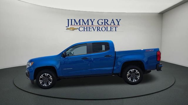 Used 2021 Chevrolet Colorado Z71 AWD/4WD image 2