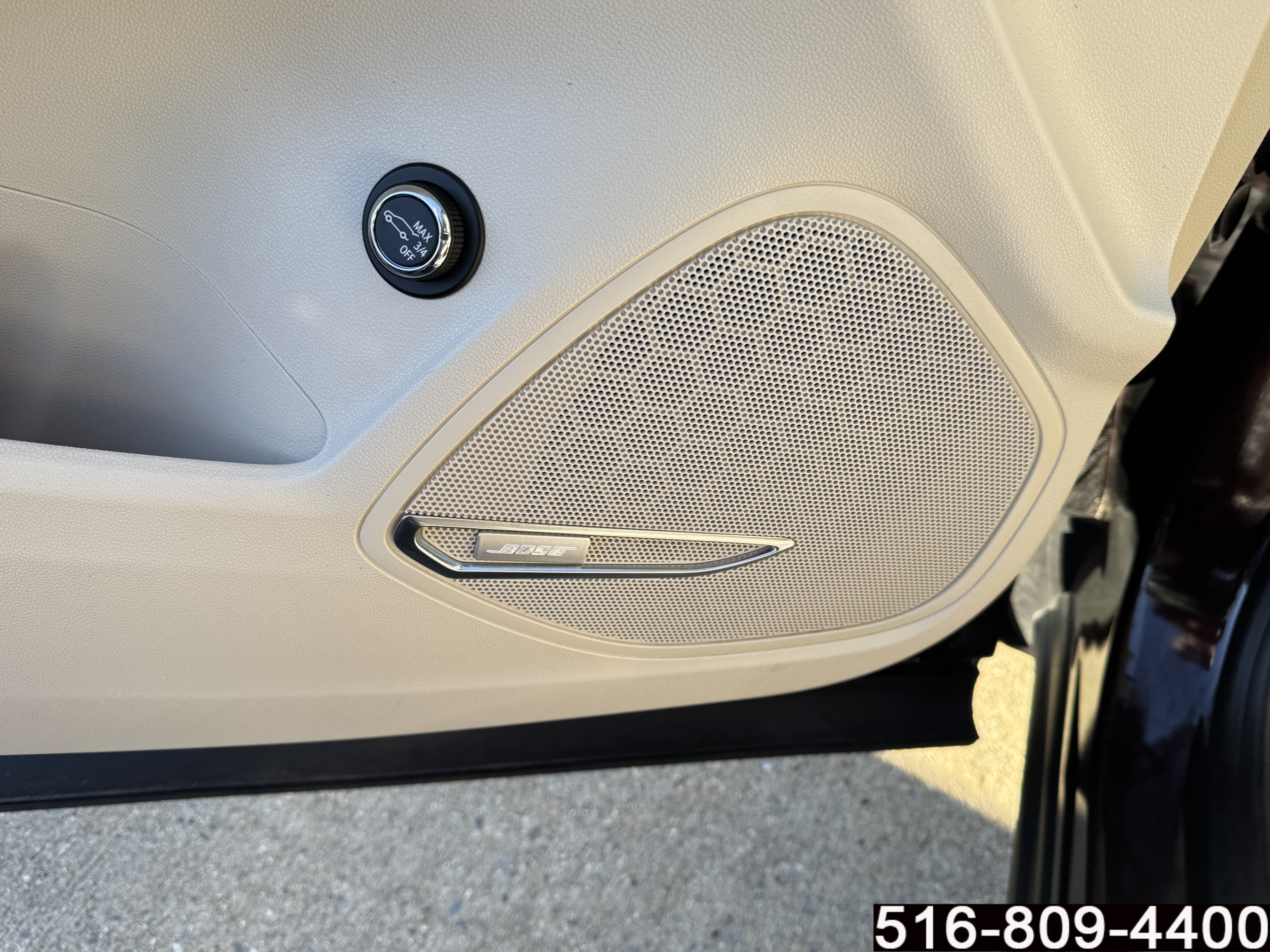 Used 2023 Buick Envision Avenir AWD/4WD image 28