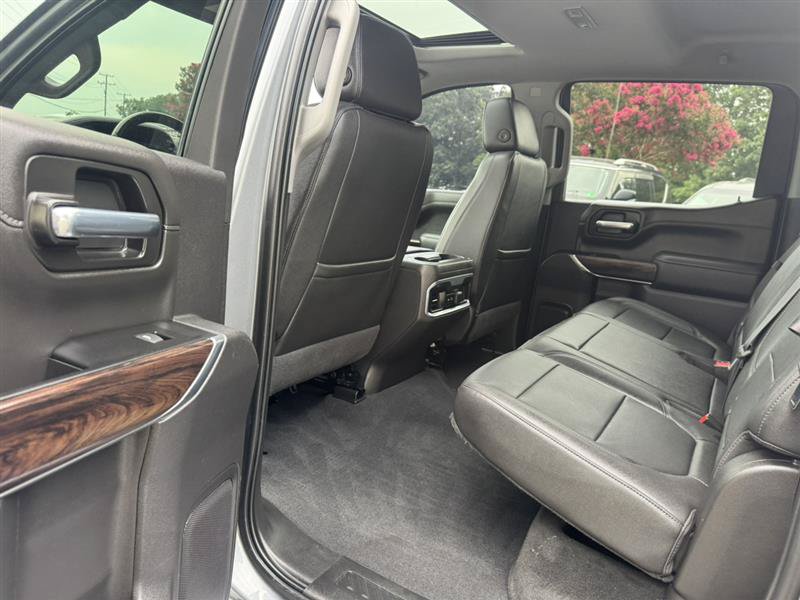 Used 2022 GMC Sierra 1500 SLT AWD/4WD image 25
