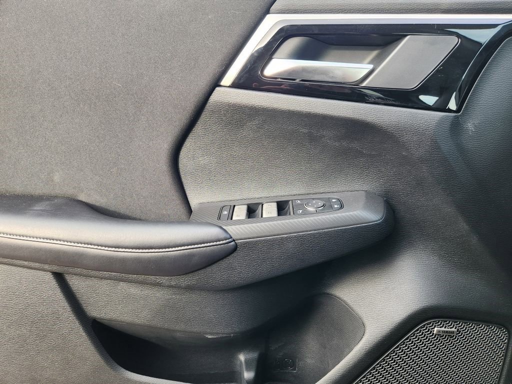 Used 2025 Mitsubishi Outlander ES image 23