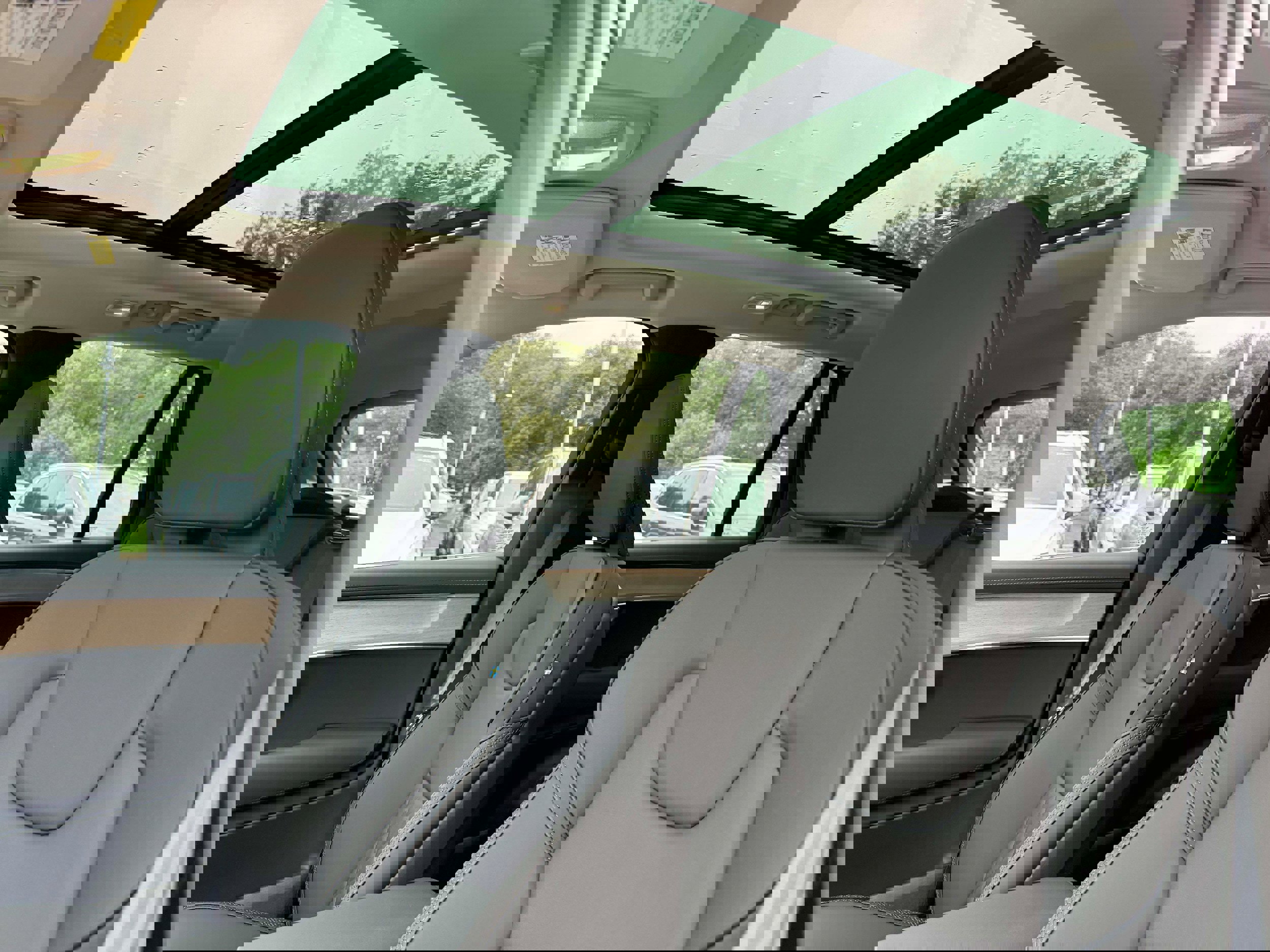 Certified 2025 Volvo XC90 B5 Plus image 13