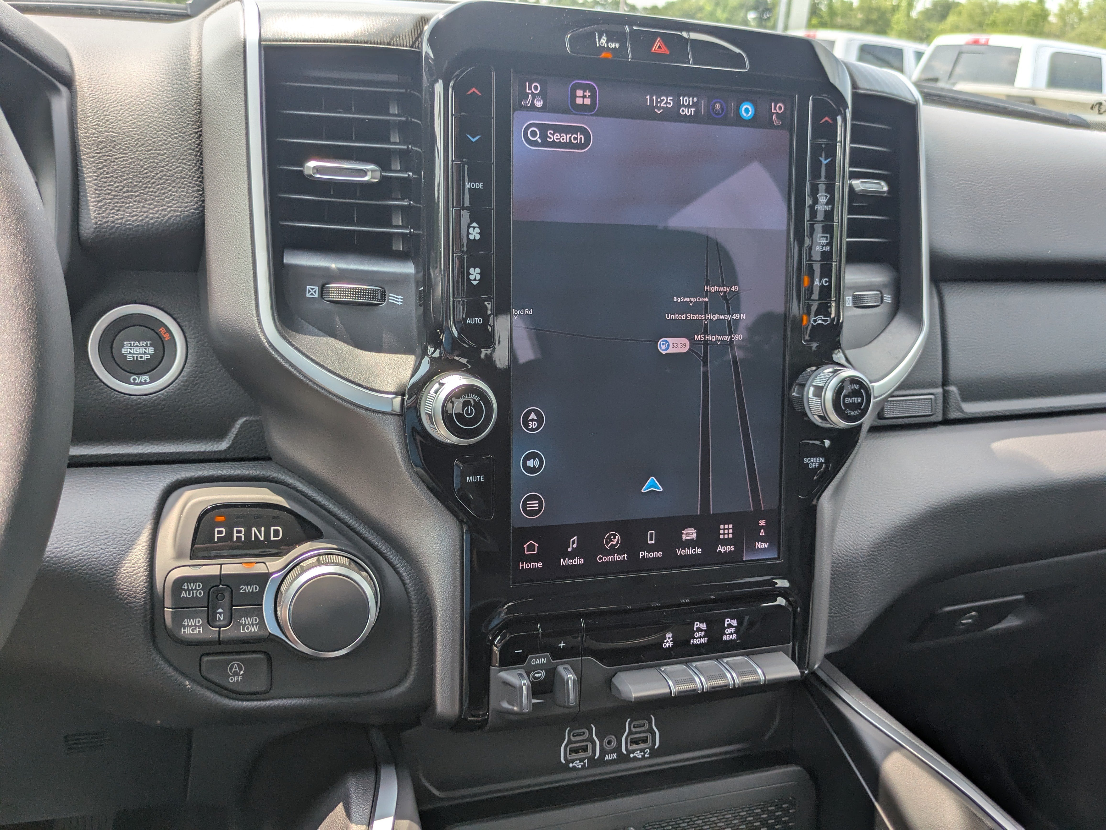 New 2026 RAM 1500 Big Horn AWD/4WD image 15
