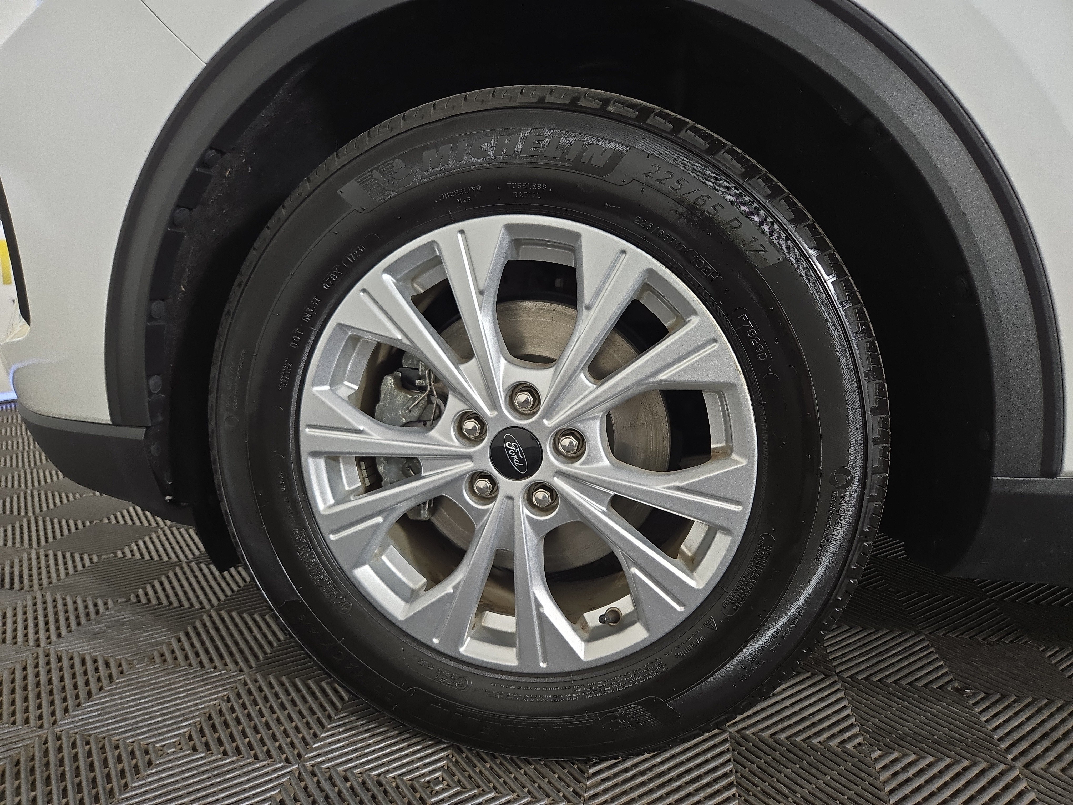 Used 2023 Ford Escape Active w/ Tech Pack #2 FWD image 34