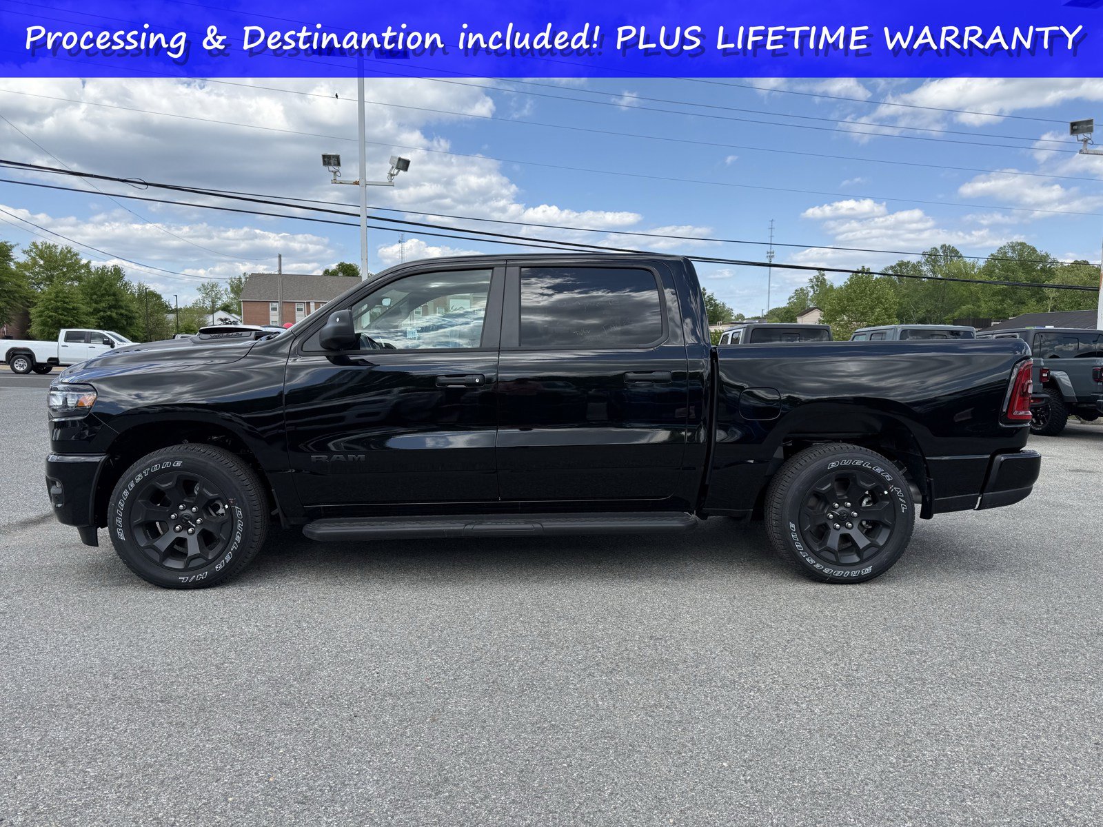 New 2026 RAM 1500 Express AWD/4WD image 11
