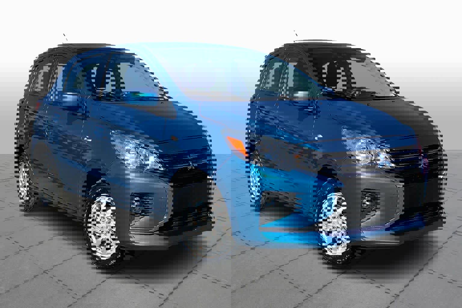 Used 2024 Mitsubishi Mirage LE image 2