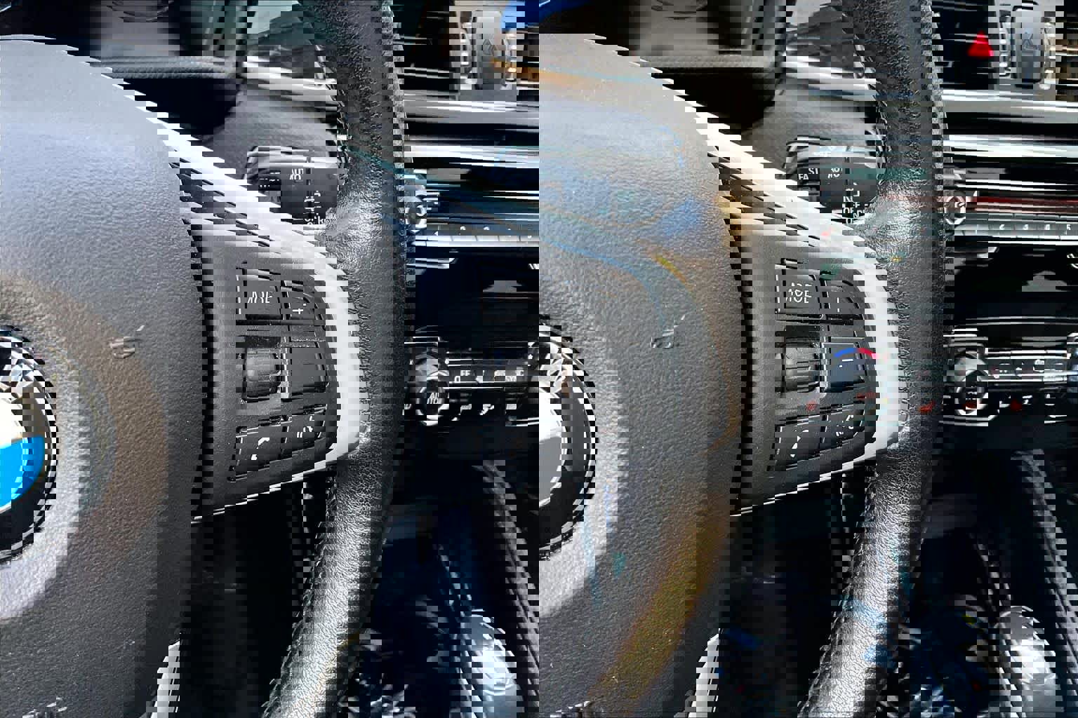 Used 2018 BMW X2 sDrive28i w/ Convenience Package image 24