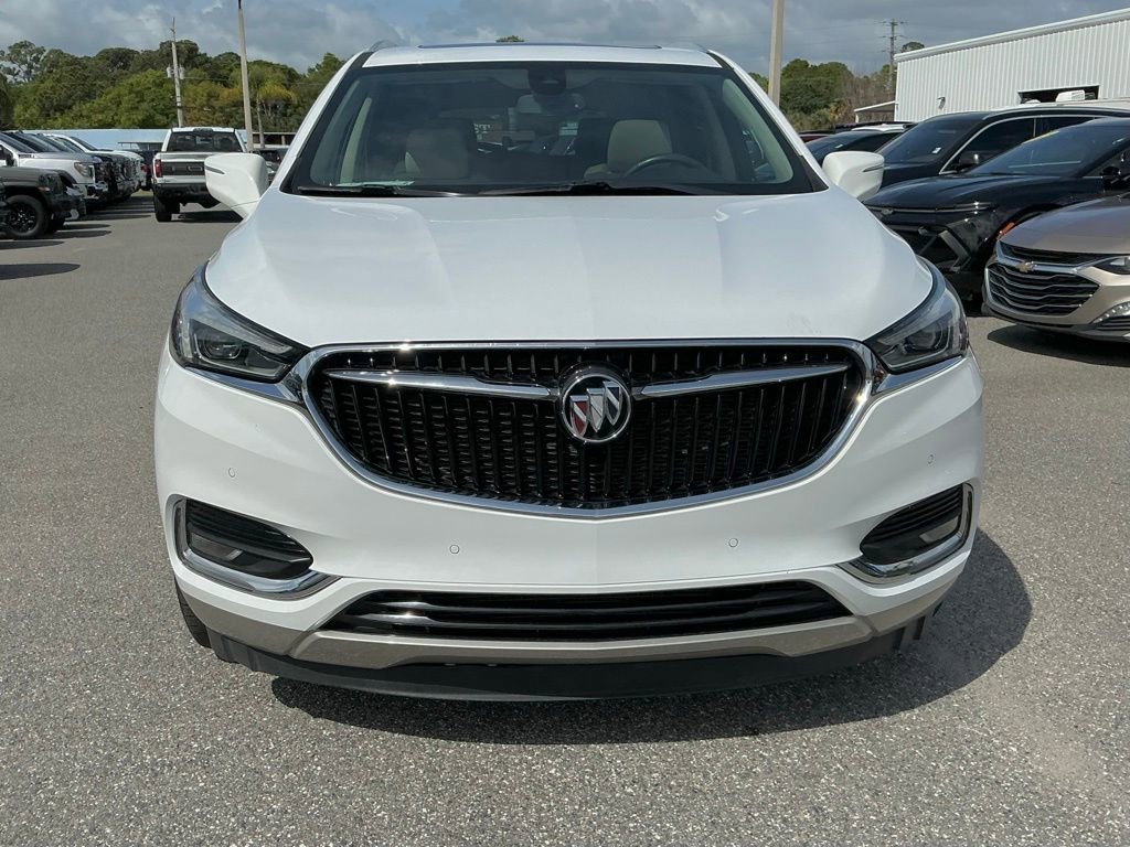 Used 2020 Buick Enclave Premium w/ Sun and Sites Package image 11