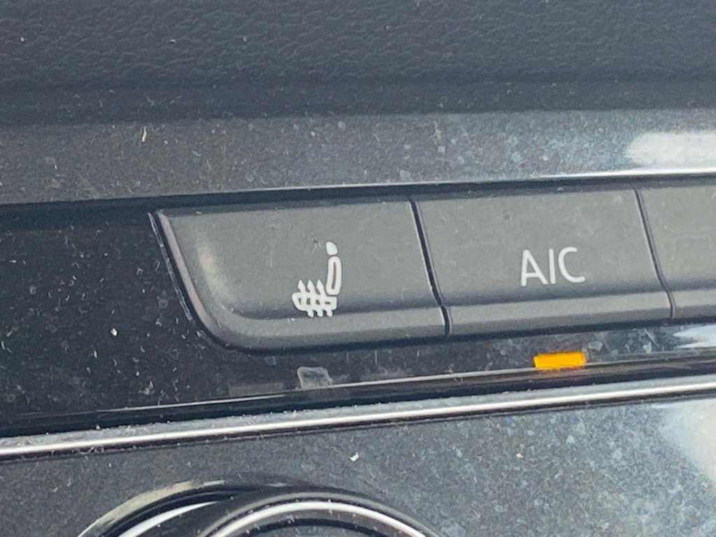 Certified 2024 Volkswagen Tiguan S image 12