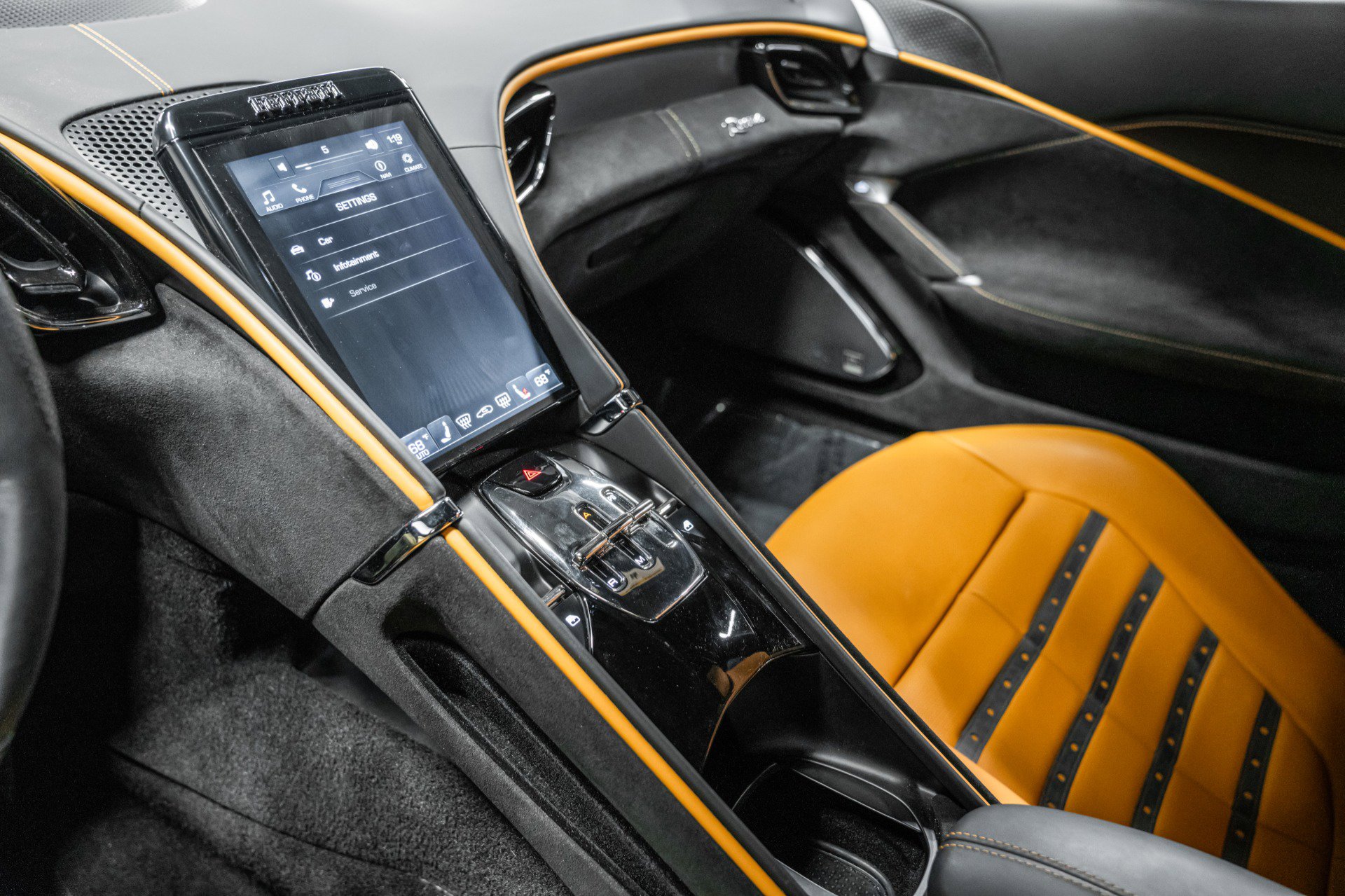 Used 2022 Ferrari Roma image 24