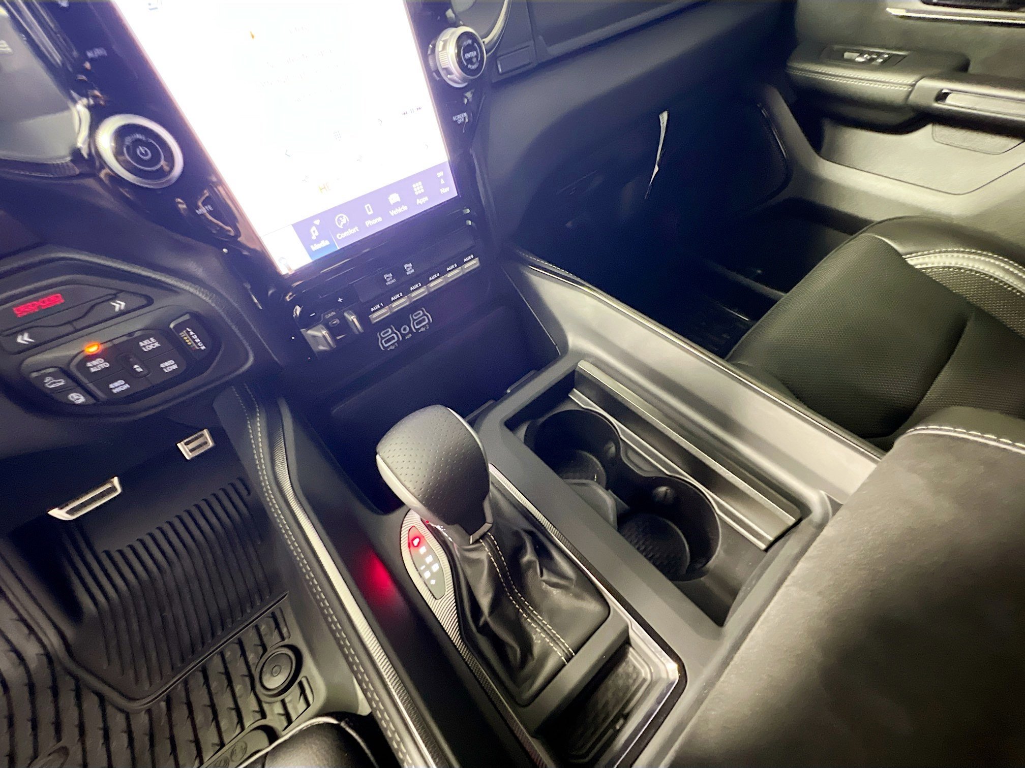 Used 2025 RAM 1500 RHO image 26