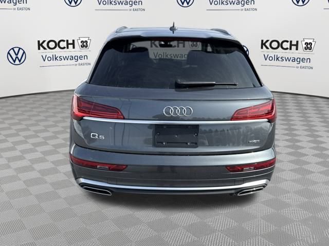 Used 2023 Audi Q5 2.0T Premium w/ Convenience Package image 7