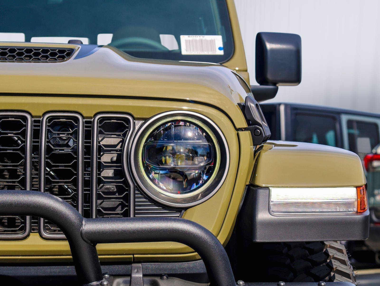 New 2026 Jeep Gladiator Willys AWD/4WD image 5