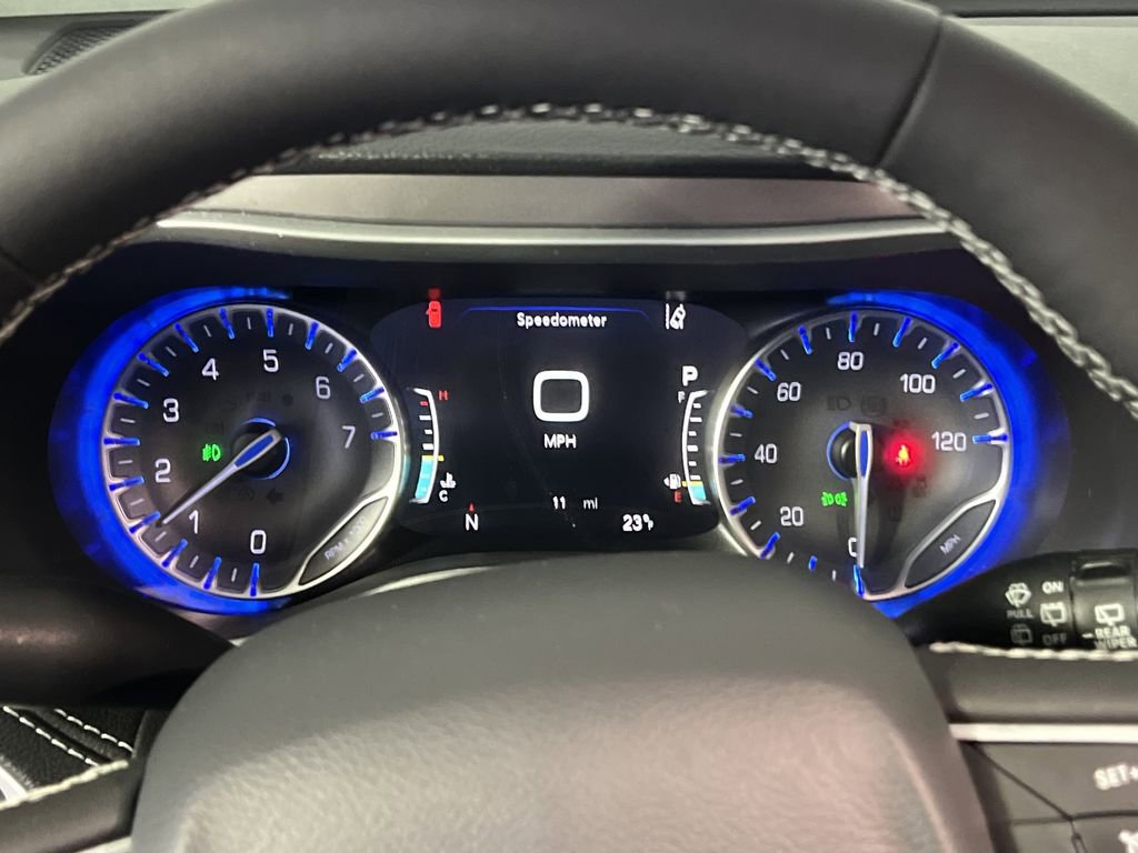 New 2026 Chrysler Pacifica Select image 18