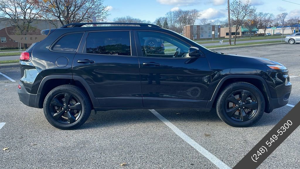 Used 2016 Jeep Cherokee High Altitude image 2