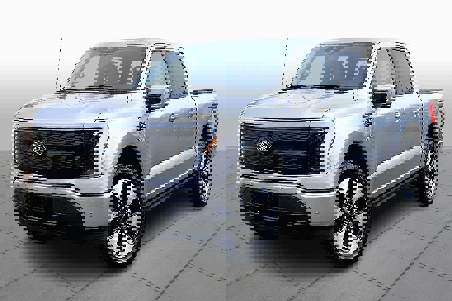 Certified 2025 Ford F150 Lightning Platinum image 35