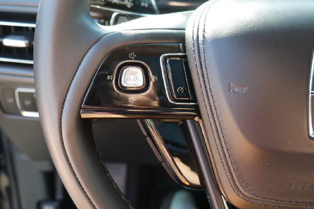 Used 2024 Lincoln Aviator AWD w/ Premium Package image 20