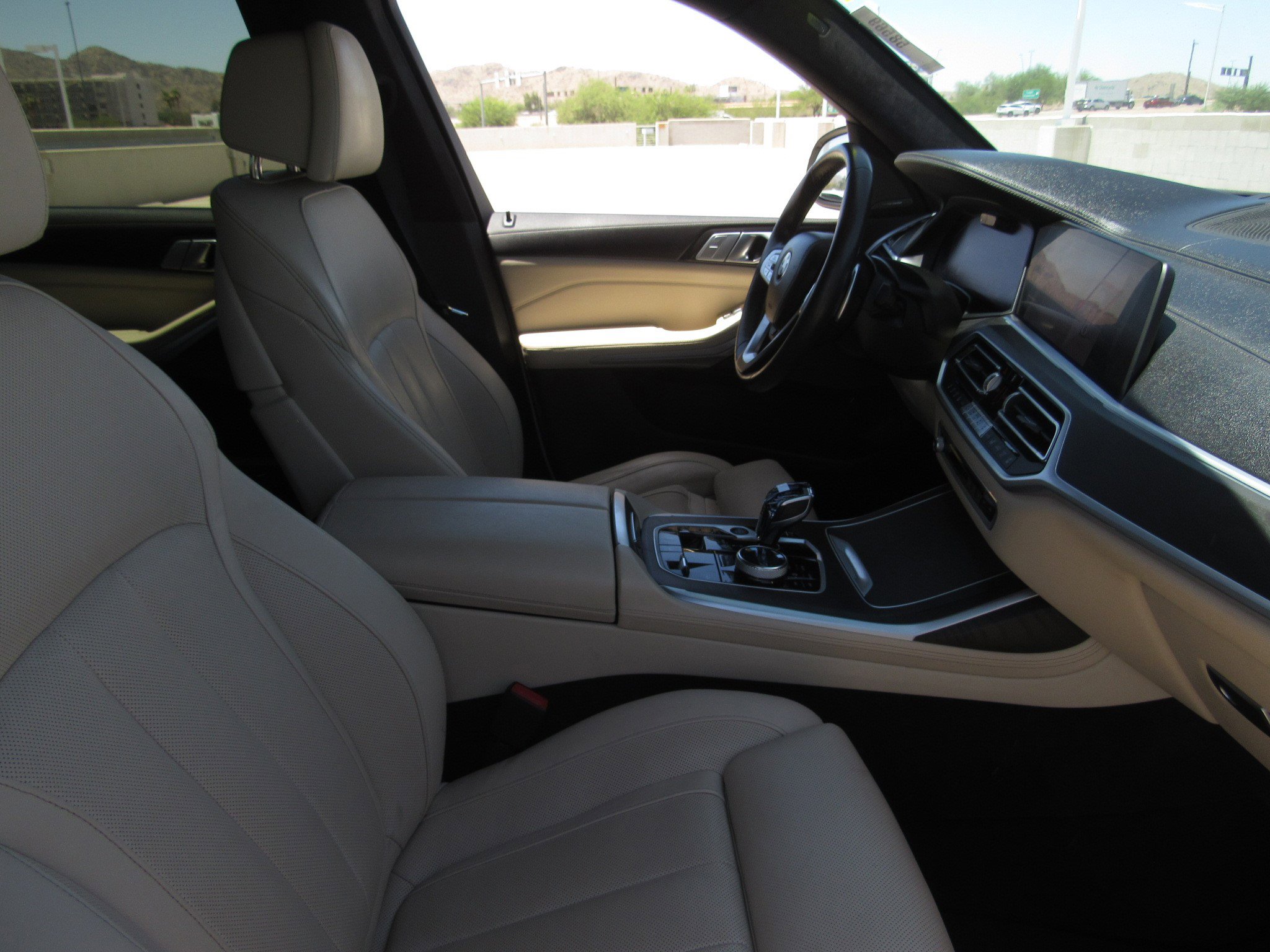 Used 2021 BMW X7 xDrive40i w/ Executive Package AWD/4WD image 9