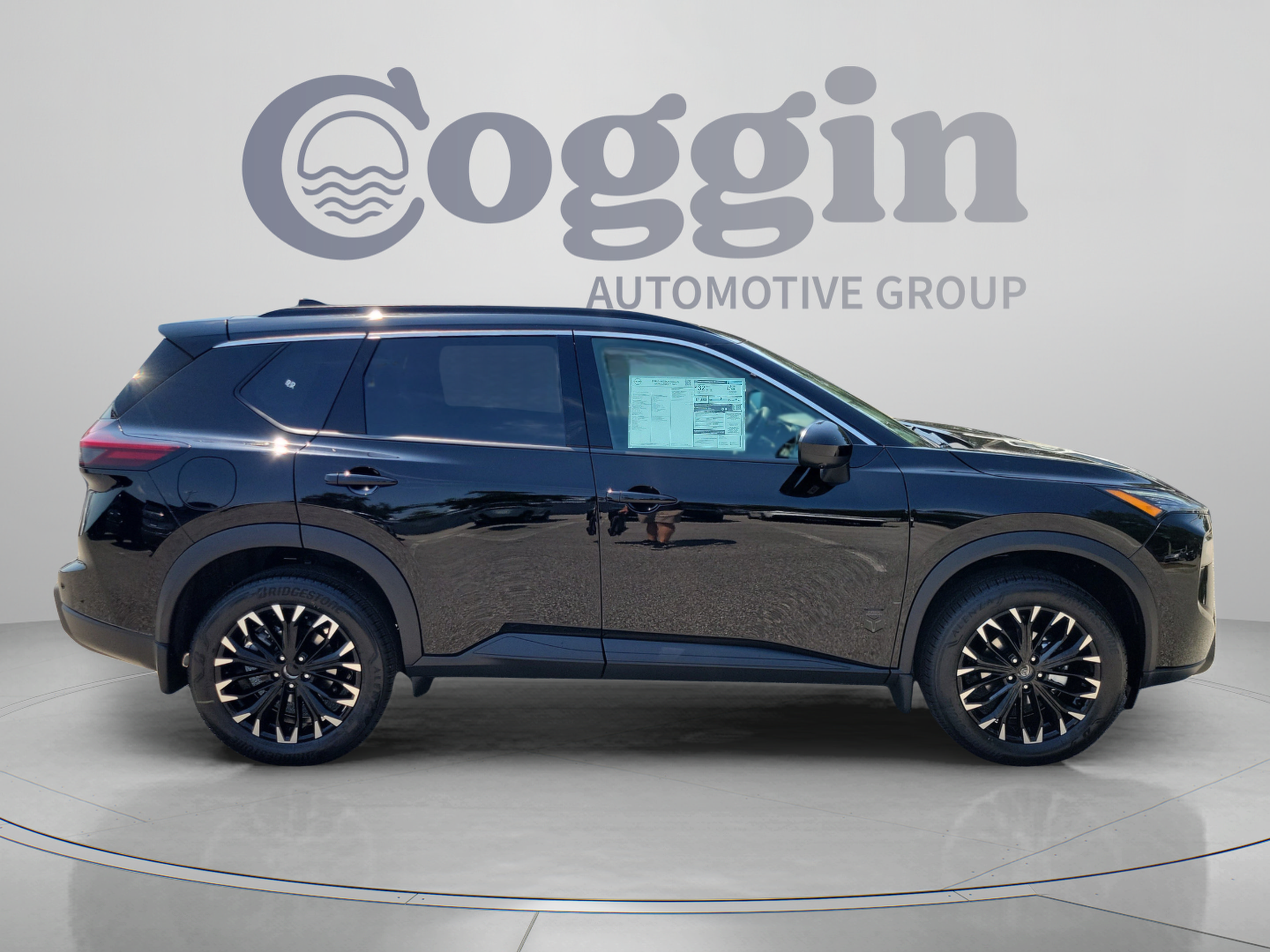 New 2026 Nissan Rogue Dark Armor FWD image 6