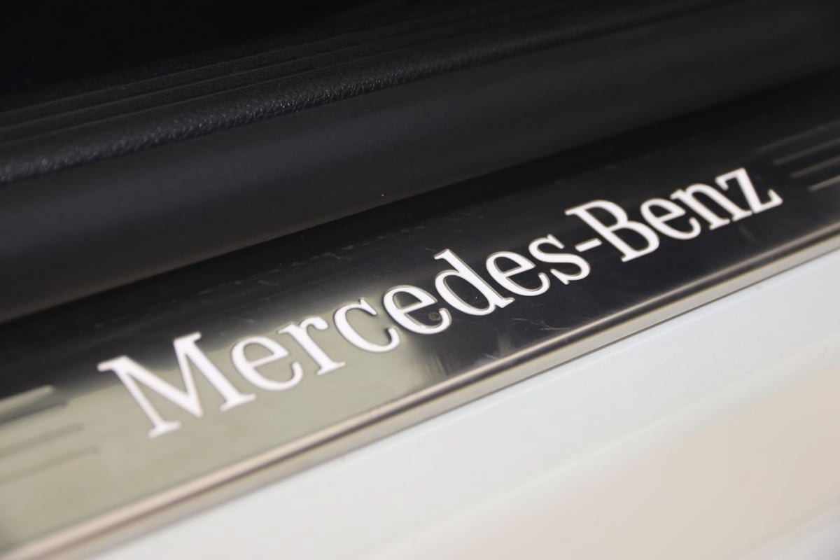 Used 2023 Mercedes-Benz E 450 Cabriolet w/ AMG Line image 18