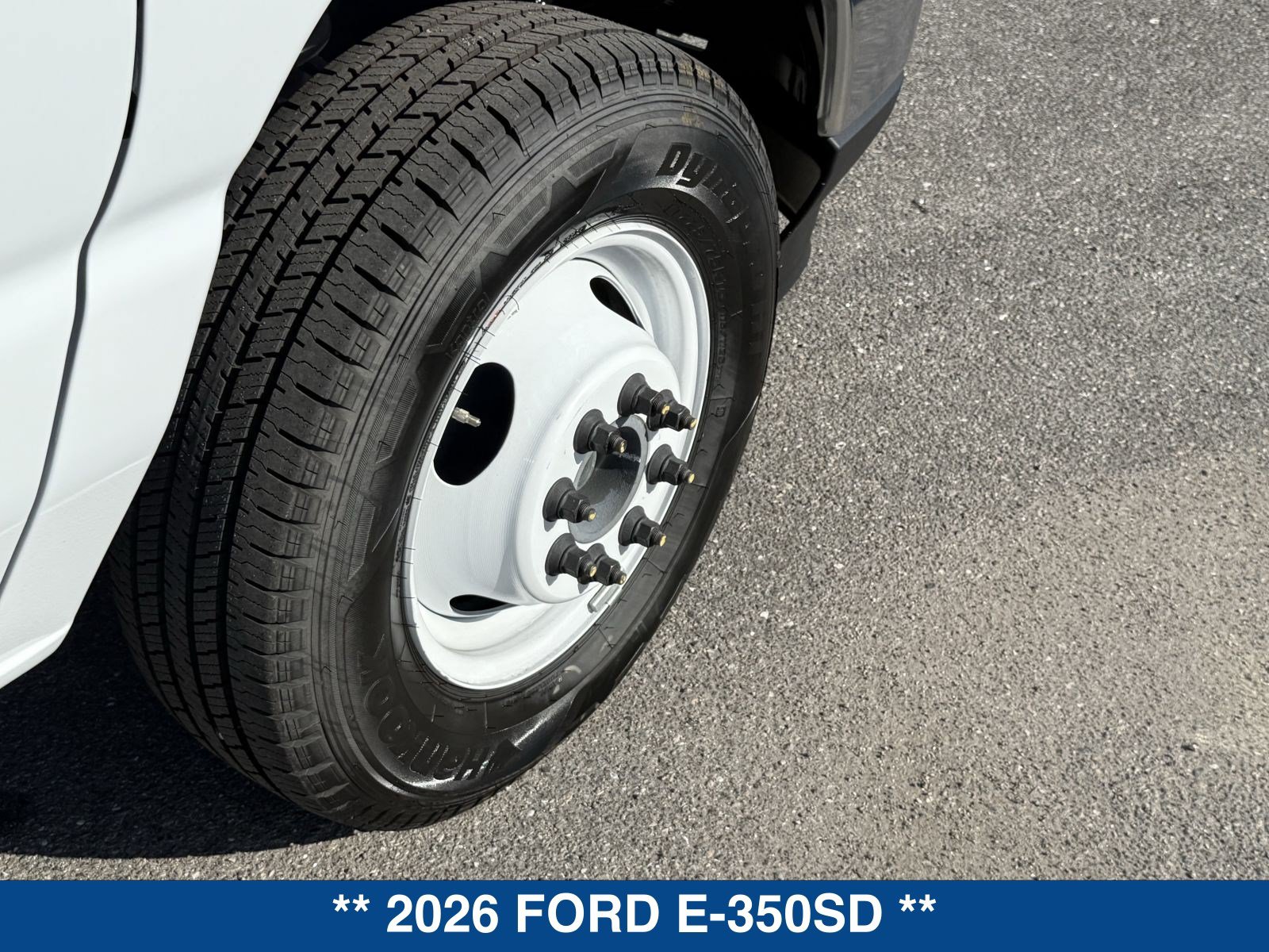New 2026 Ford E-350 and Econoline 350 Super Duty w/ Power Equipment Group RWD image 18