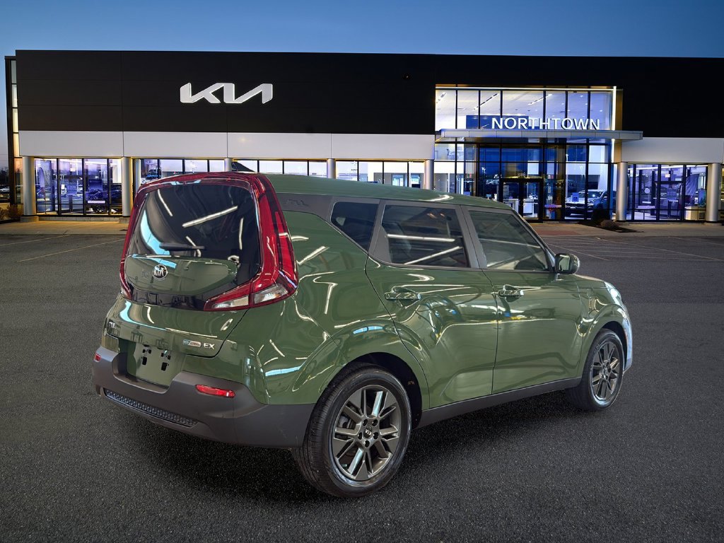 Used 2020 Kia Soul EX FWD image 7