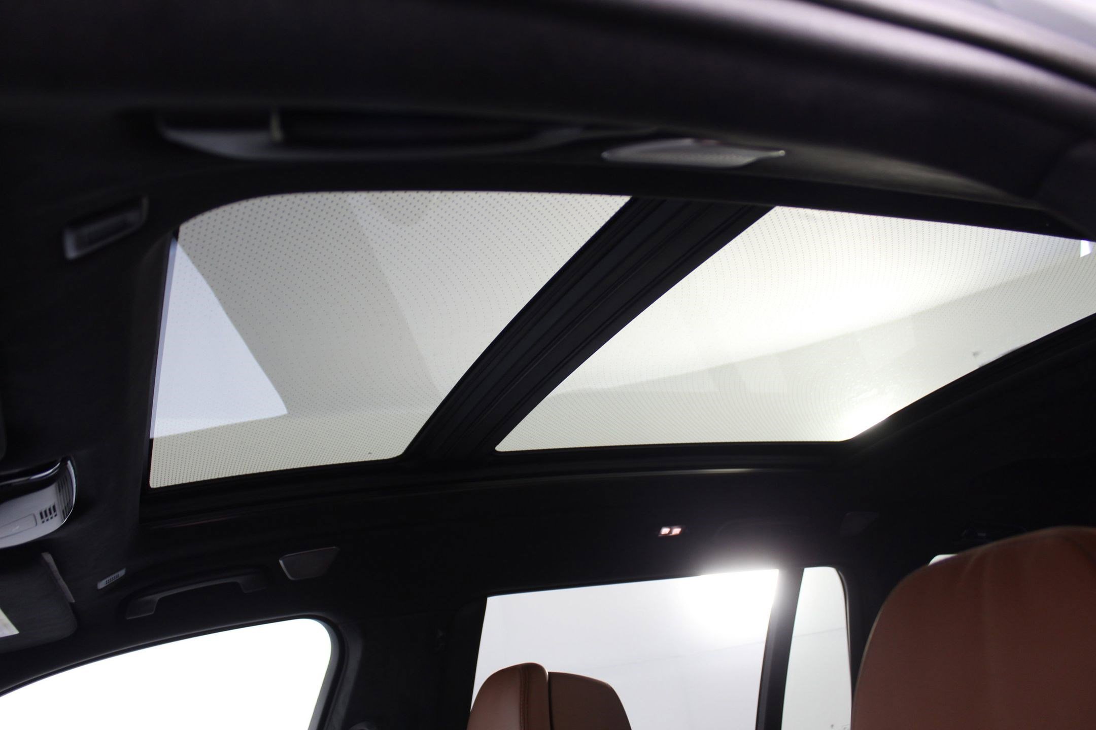 New 2026 BMW X7 M60i image 13