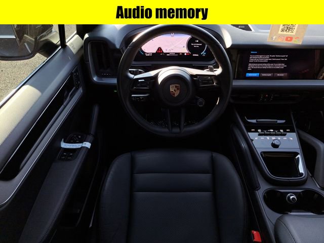 Used 2024 Porsche Cayenne image 11