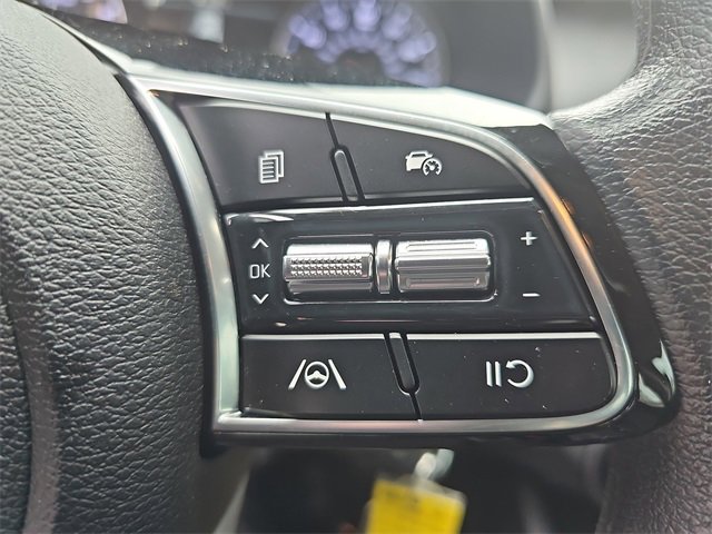 Used 2022 Kia Forte LXS image 18