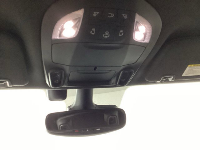 Used 2019 Chrysler Pacifica Touring-L FWD image 17
