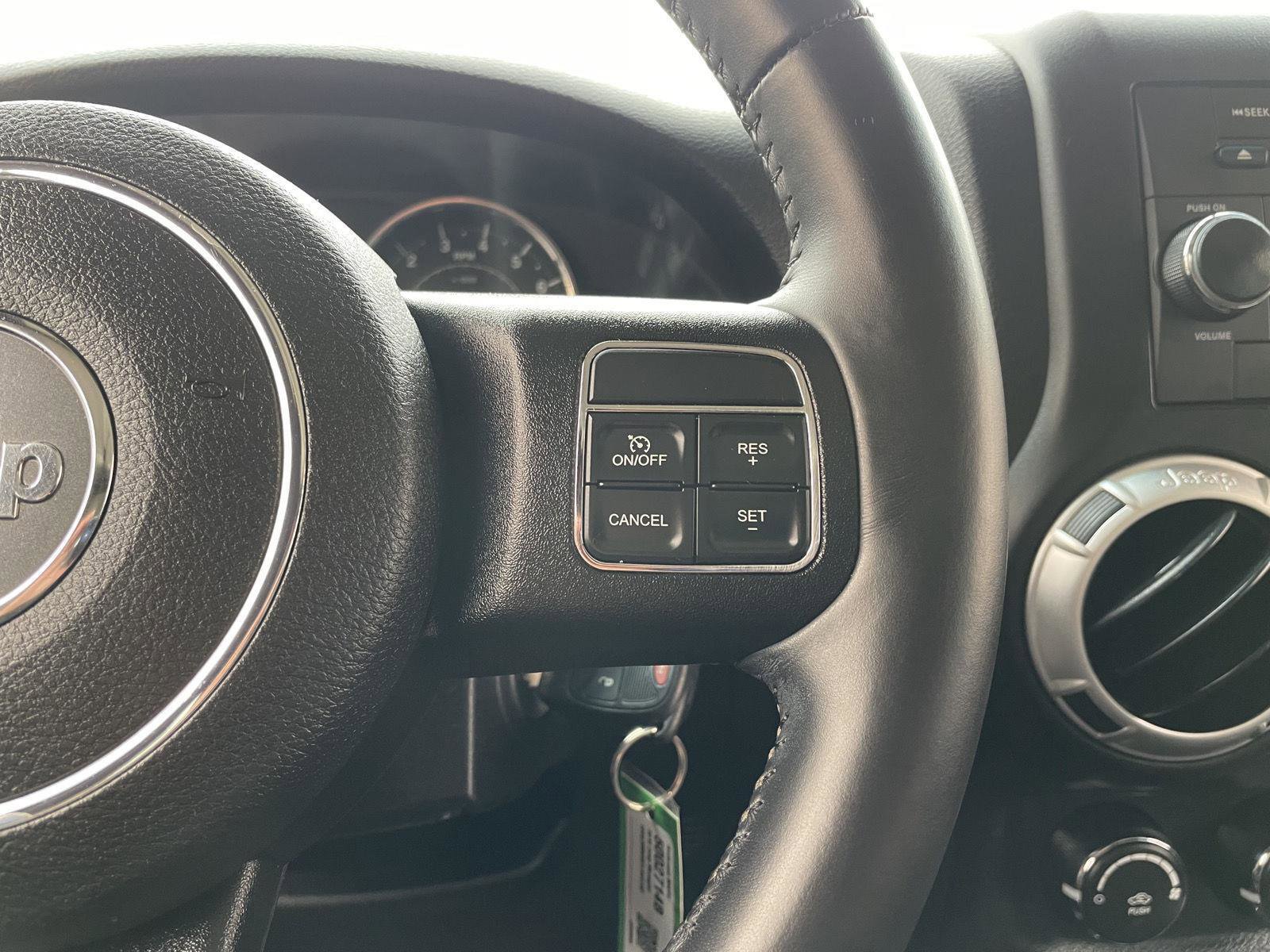 Used 2015 Jeep Wrangler Sahara AWD/4WD image 14