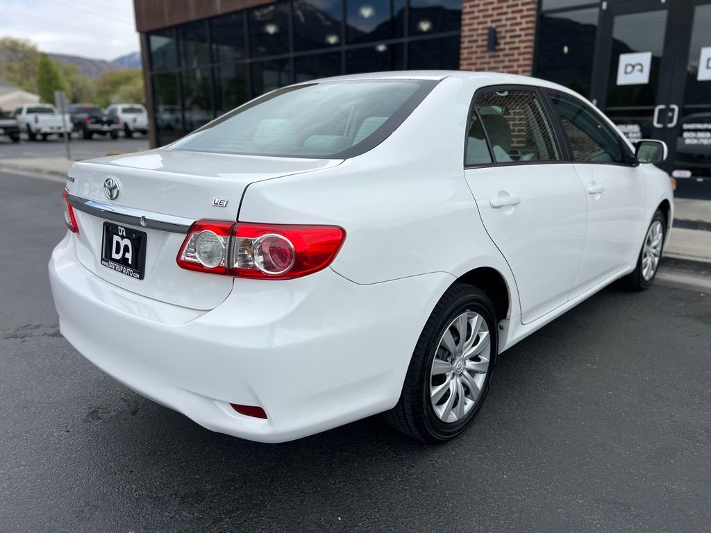 Used 2013 Toyota Corolla LE image 24