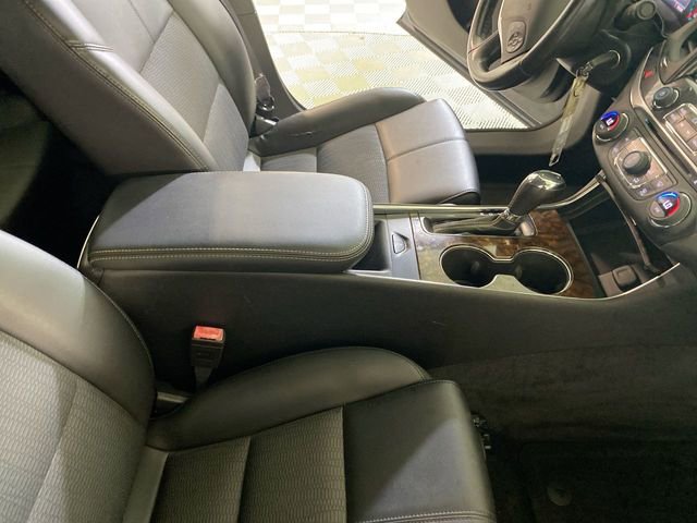 Used 2014 Chevrolet Impala LT FWD image 35