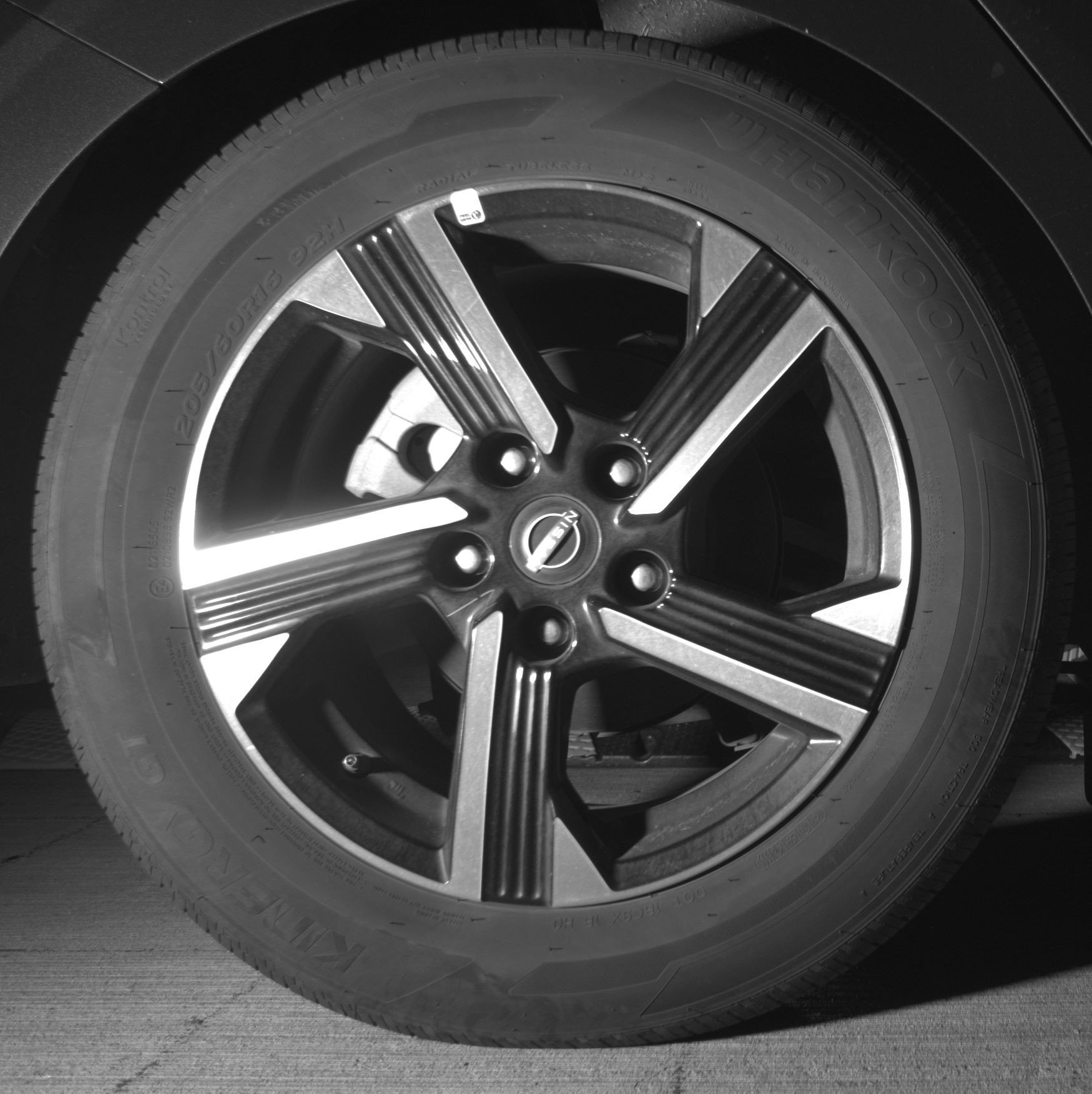 Used 2025 Nissan Sentra SV FWD image 15