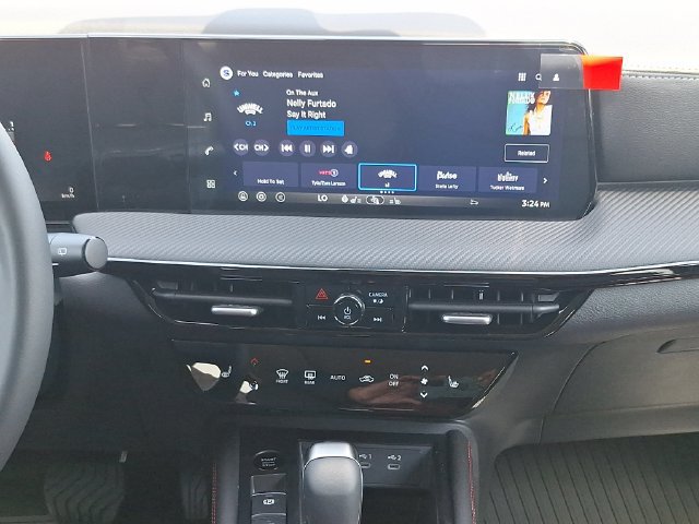 New 2026 Nissan Kicks SR w/ SR Premium Package FWD image 18