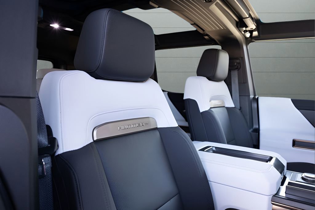Used 2024 GMC Hummer EV 3X w/ Omega Edition AWD/4WD image 97