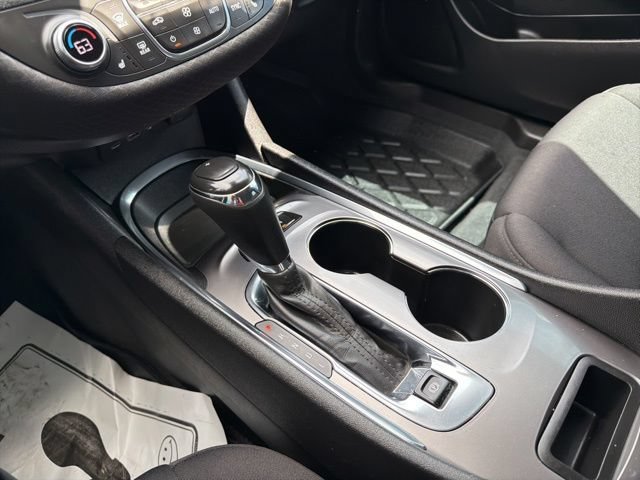 Used 2019 Chevrolet Malibu Hybrid FWD image 25