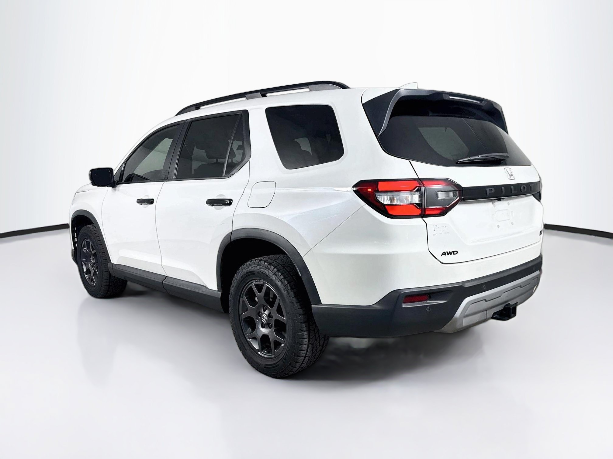 Certified 2025 Honda Pilot TrailSport image 31