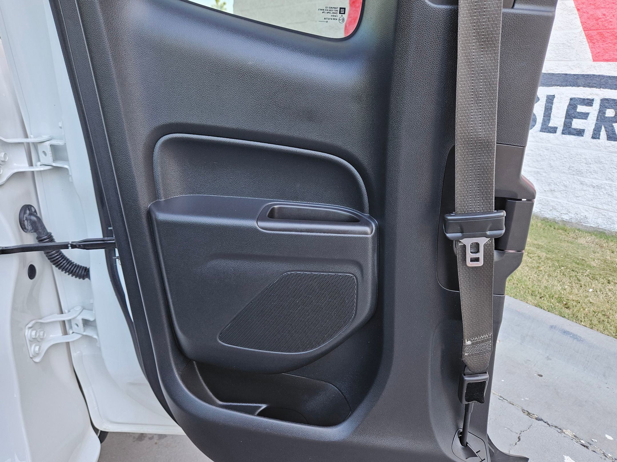 Used 2020 Chevrolet Colorado LT w/ Safety Package image 22