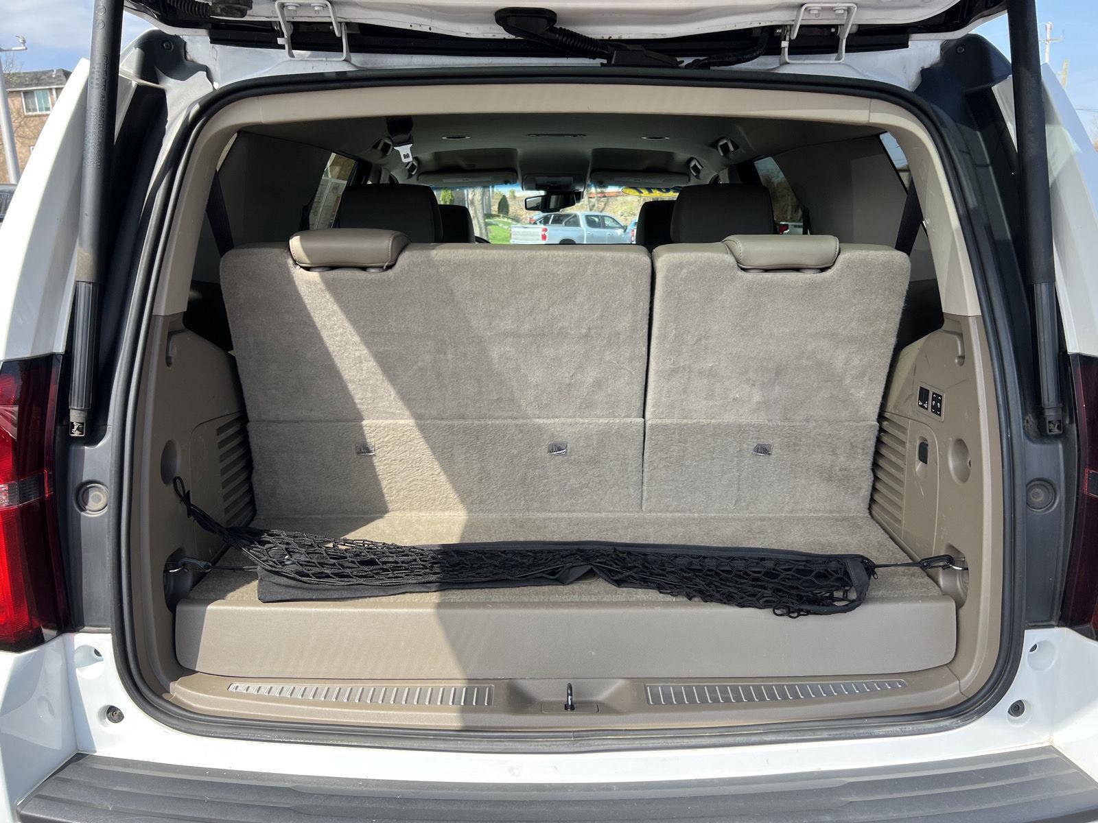 Used 2017 Chevrolet Tahoe LT w/ Luxury Package image 12